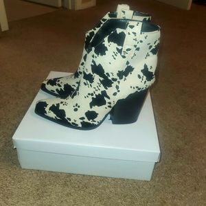 Animal print Booties